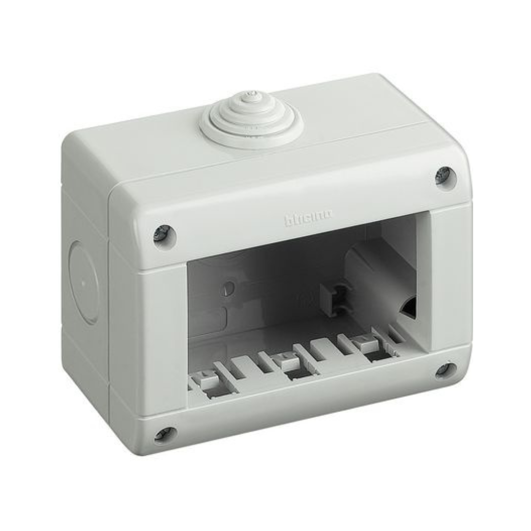 Custodia Bticino Matix – IP40 3 Moduli 25403