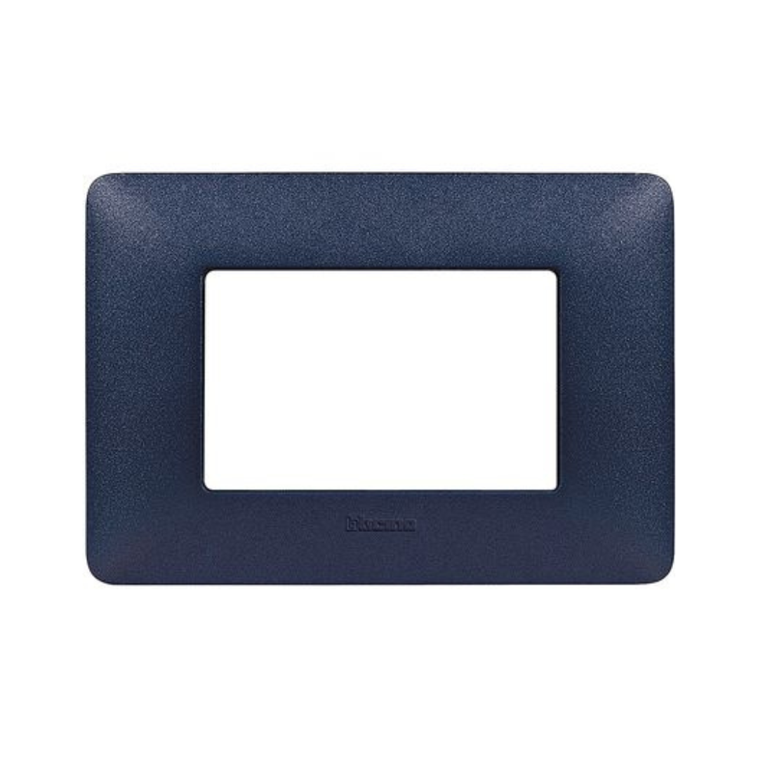 Placca  Bticino Matix 3 moduli - colore blu mercurio AM4803TBM